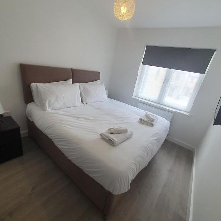 Lovely Home Close To City Center & Rail Station 체스터필드 외부 사진